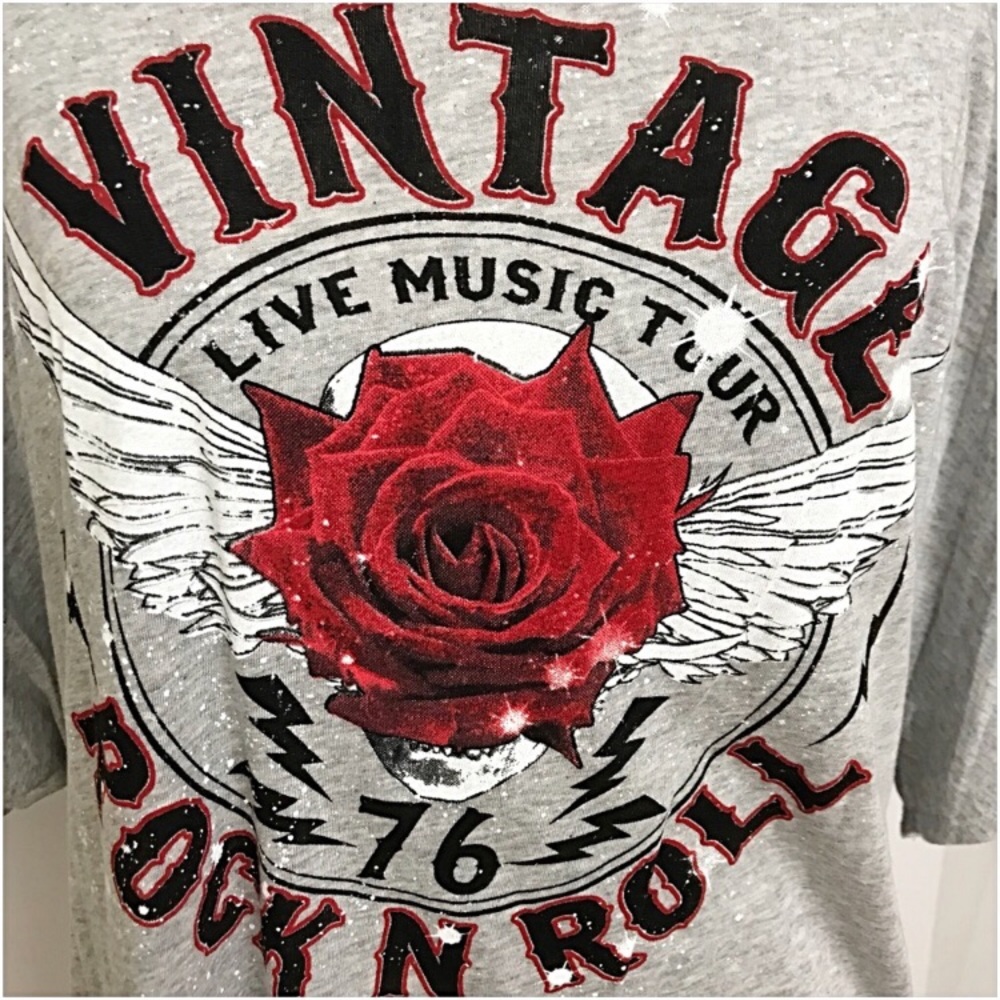 🎵RESTOCKED🎵 Vintage Rock Distressed Tee SM - Picture 6 of 6